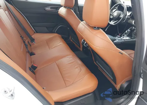 2022 Alfa Romeo Giulia Sprint Rwd from USA, damaged, VIN ZARFAMAN5N7660726